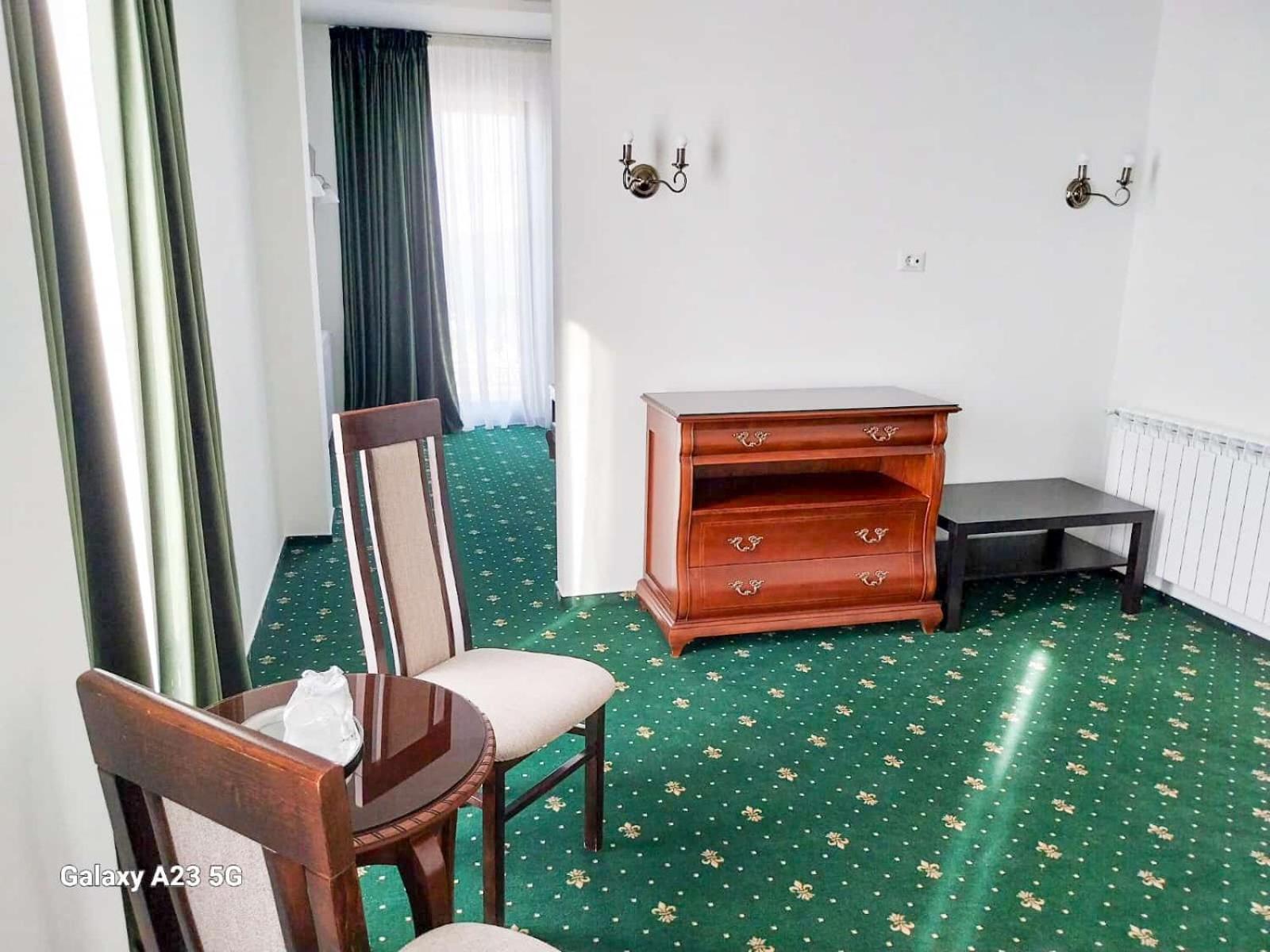 Green Park Boutique Hotel Focşani Екстериор снимка